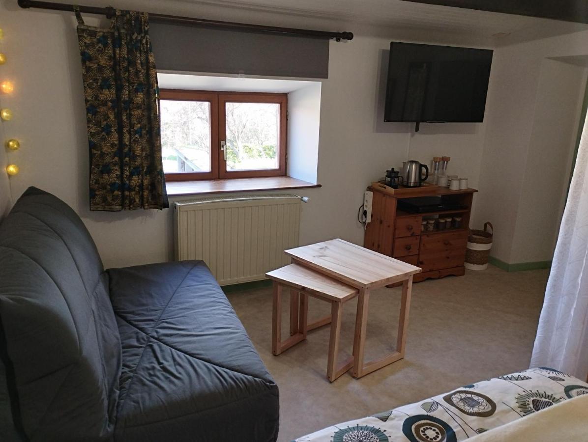 Grane Chez Nathalie Et Raphael B&B 외부 사진